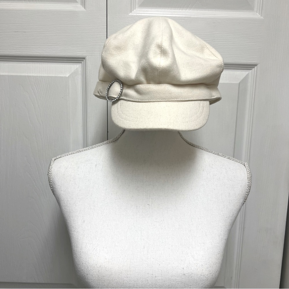 Women’s Ivory Wool Beret Cap w/ Rhinestone Detail